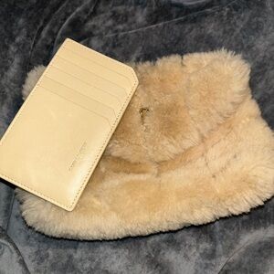 2021 small shearling puffer Lou Lou pouch 🫶🏽